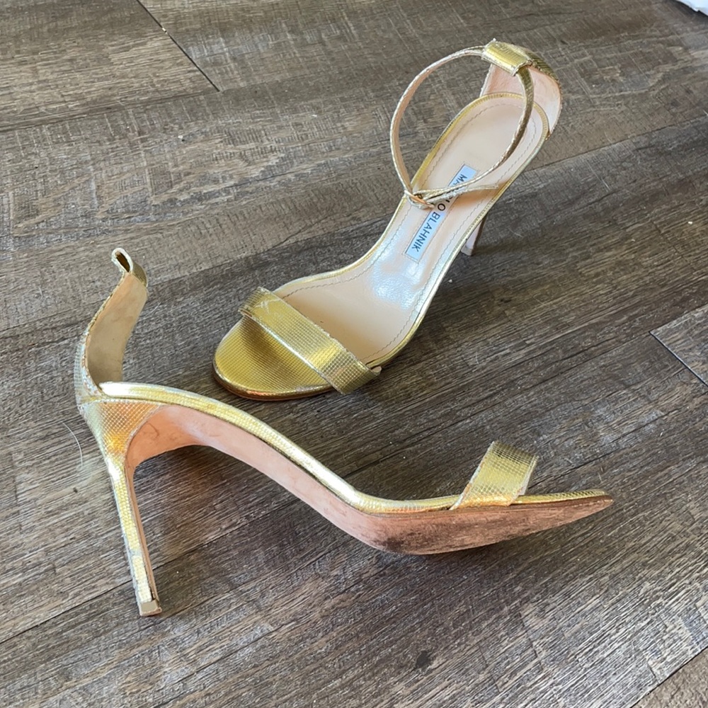manolo blahnik gold high heels Vintage